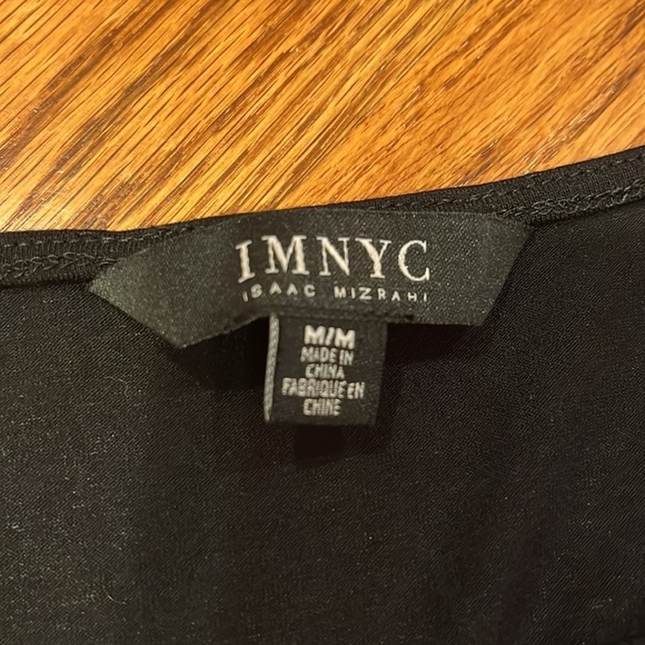 IMNYC Issac Mizrahi Woman’s Black Long Top Size M - Picture 3 of 5